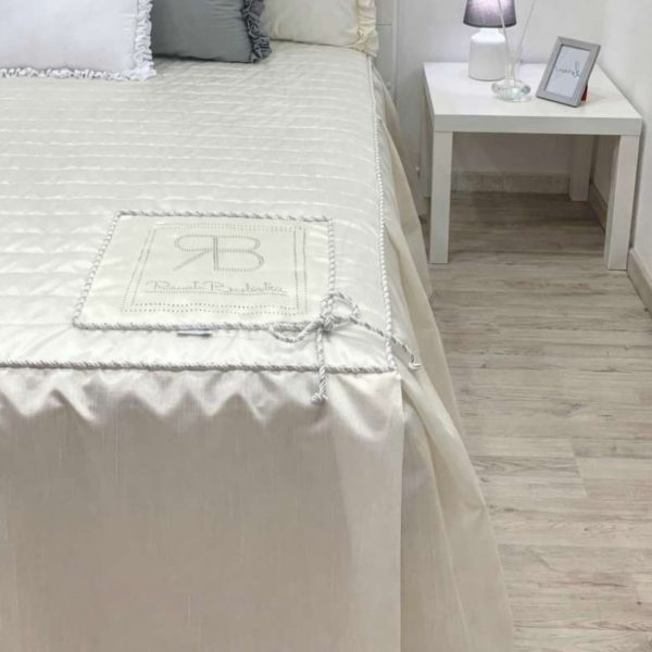 Trapuntino Copriletto Renato Balestra Anita Letto Matrimoniale Made In Italy Trapuntino Copriletto Renato Balestra Anita Letto Matrimoniale Made In Italy