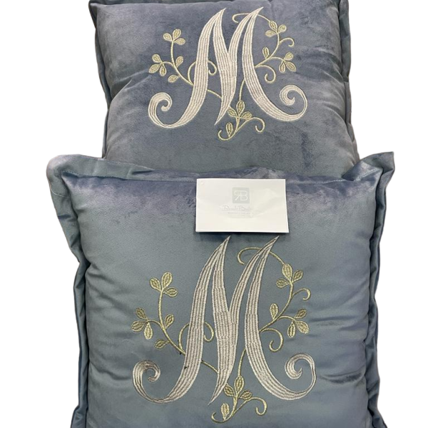 Coppia Cuscini Arredo Renato Balestra Iniziale M Salotto Decorativi Imbottiti