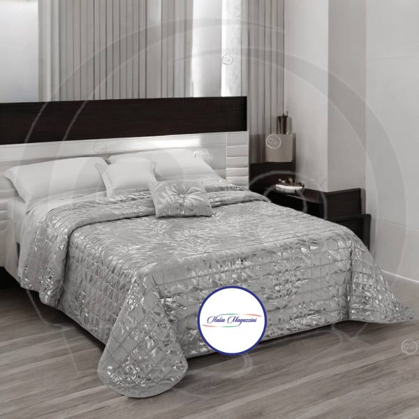 Trapuntino Matrimoniale Primaverile Laura Blasi Cristal In Velluto Con Cuscino Trapuntino Matrimoniale Primaverile Laura Blasi Cristal In Velluto Con Cuscino