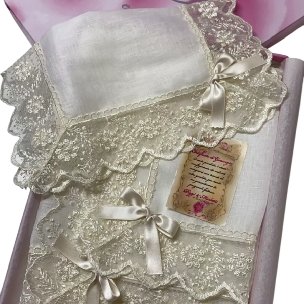 Tris Centri Centrini Pizzi e Merletti 100% Puro Lino Con Rifinitura In Organce Tris Centri Centrini Pizzi e Merletti 100% Puro Lino Con Rifinitura In Organce